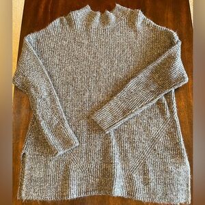 Old Navy Women's Charcoal Sweater